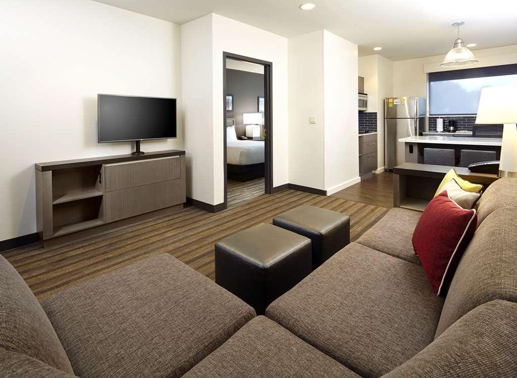Hyatt House Pittsburgh Bloomfield Shadyside Hotell Rum bild